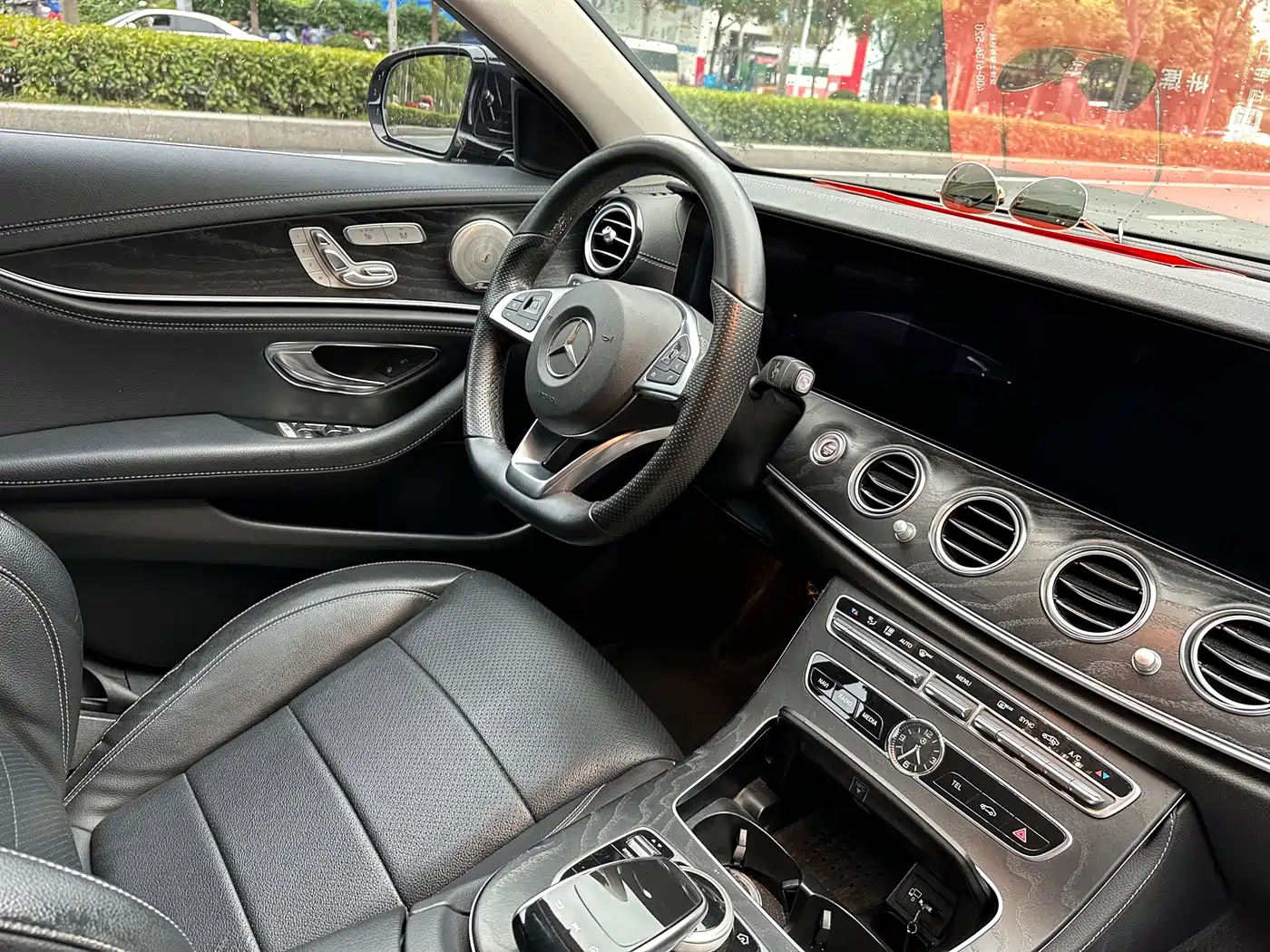 Mercedes-Benz E-Class 2018 Facelift E 300 L Sport Luxury фото 15