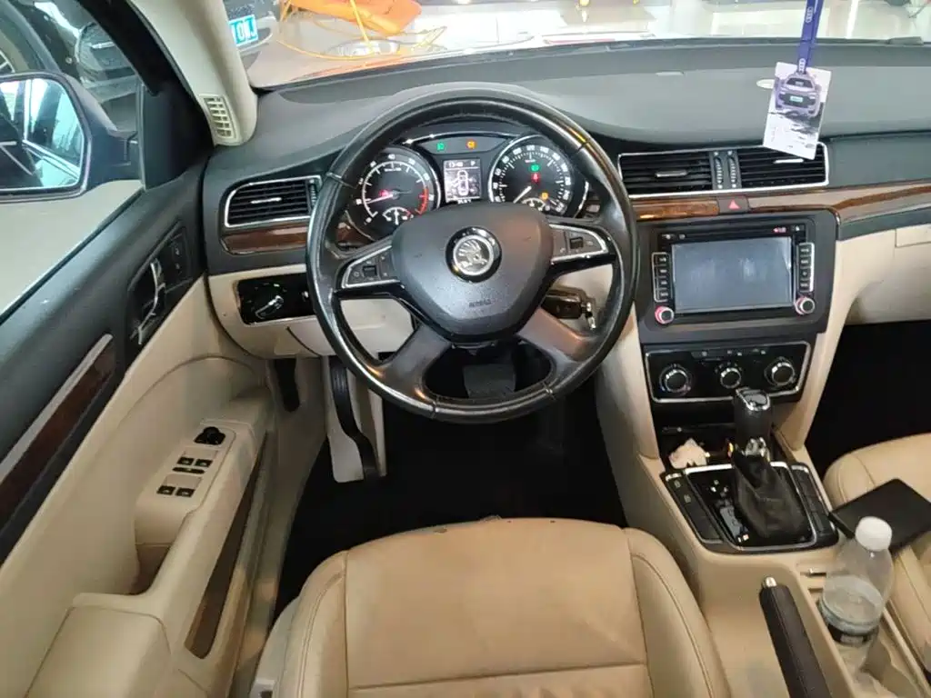 Škoda Superb 2014 2013 1.8TSI Automatic Elite Edition