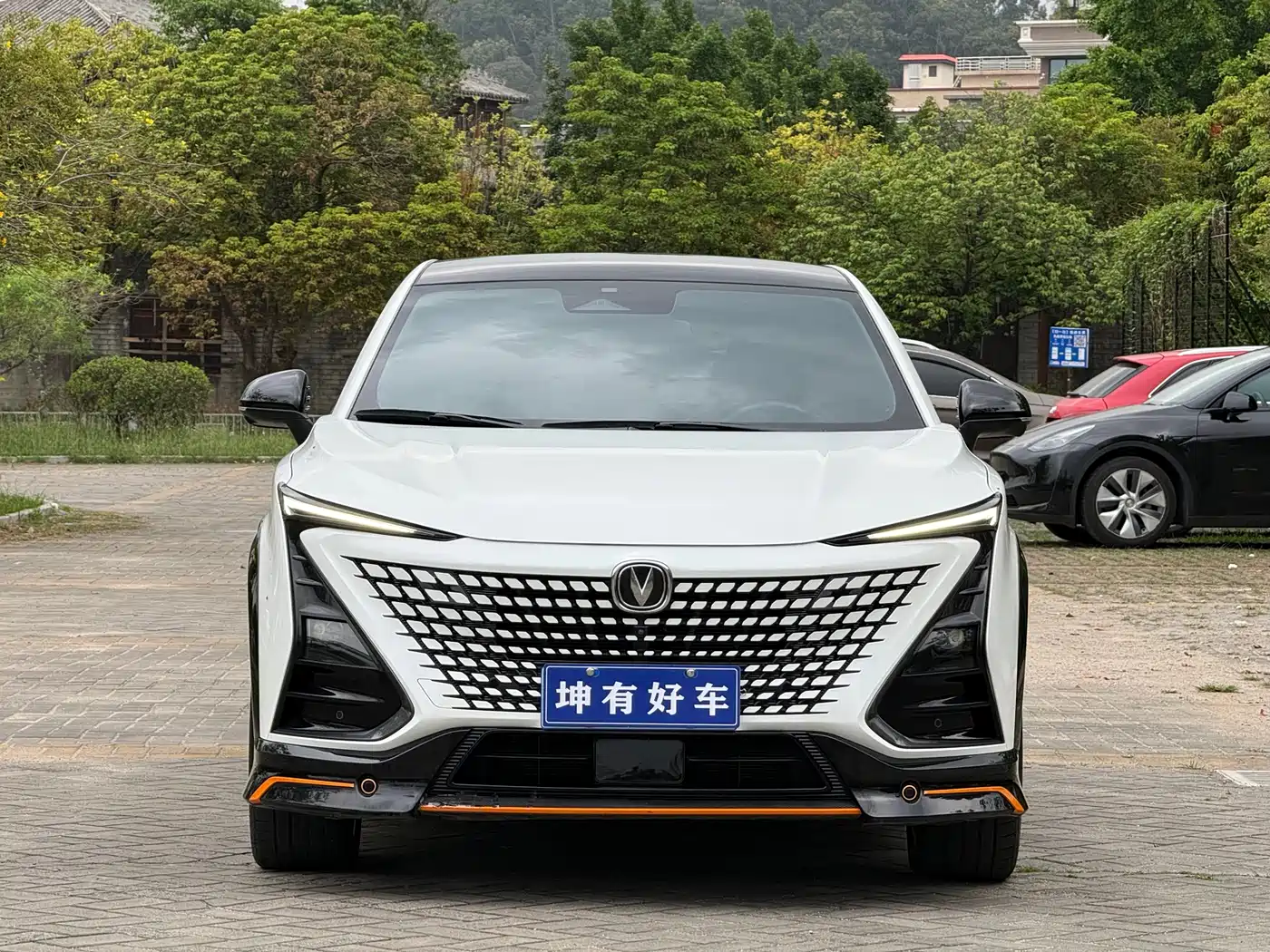 CHANGAN UNI T
