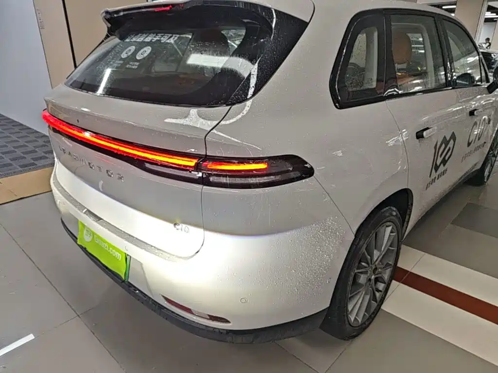 Фото 8 - Leapmotor C10