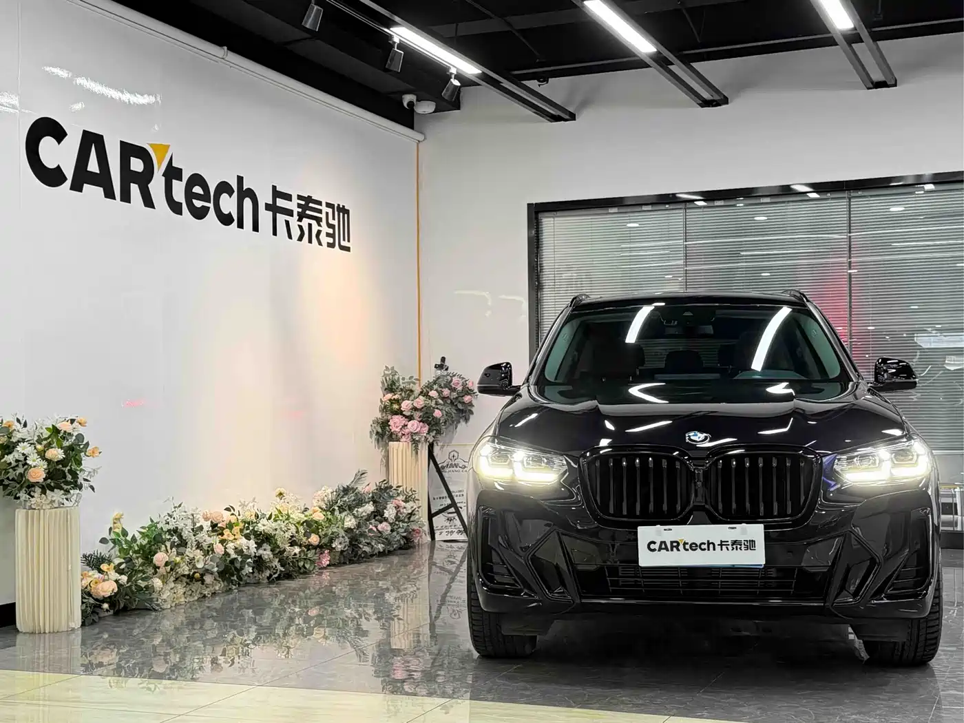 BMW X3 2023 Facelift xDrive30i Leading M Night Package фото 2