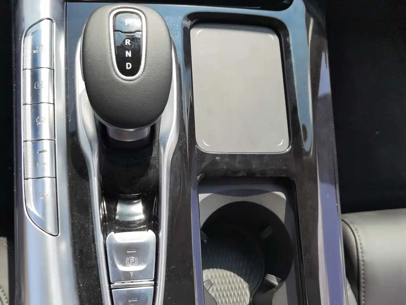 Voyah Auto VOYAH FREE 2021 AWD Standard Pure Electric Exclusive Luxury Package фото 10