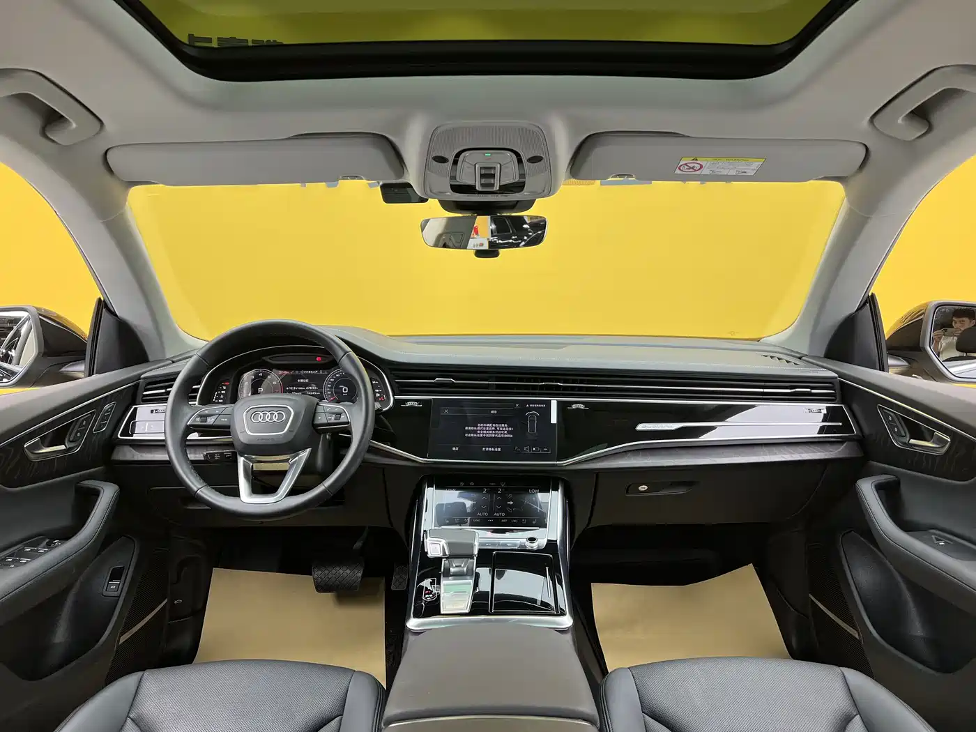 Audi Q8 2024 2023 55 TFSI Luxury Sport
