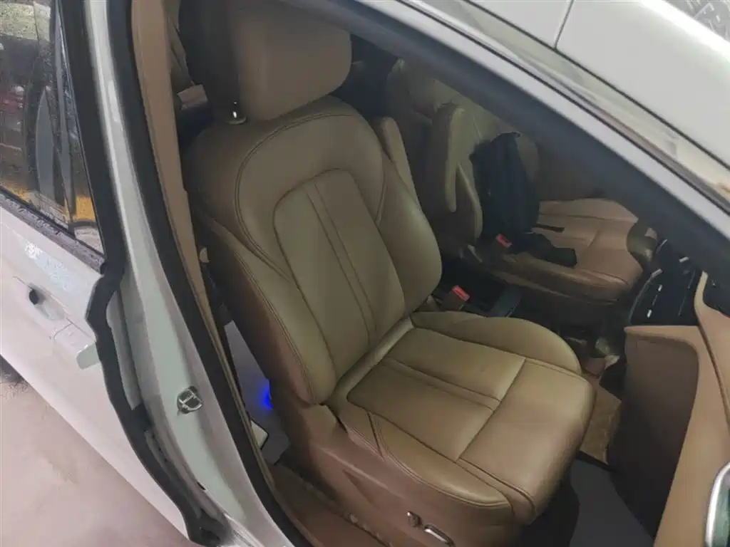Buick GL8 2021 ES Landlord 653T Premium фото 25