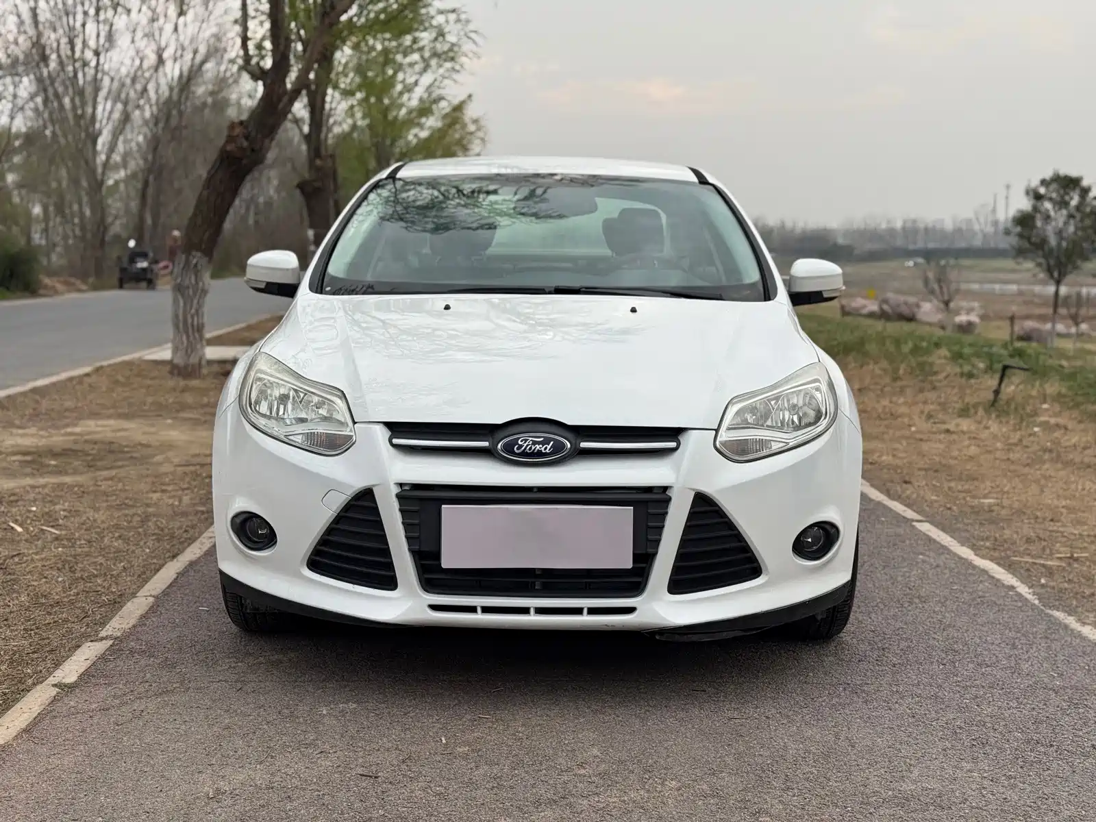 Фото 2 - Ford Focus