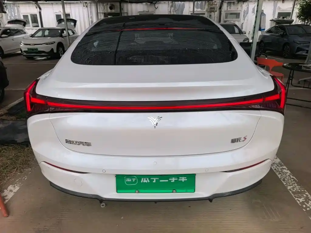 Nezha Auto Nezha S 2023 2023 Pure Electric 520km RWD Lite Edition