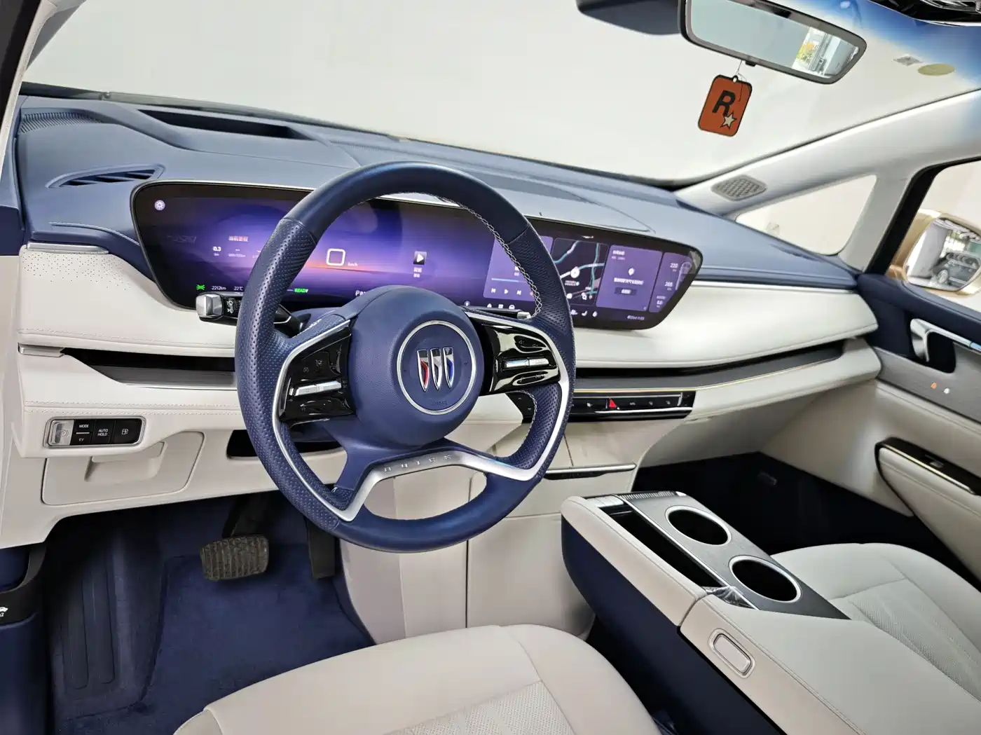 BUICK GL8 NEW ENERGY