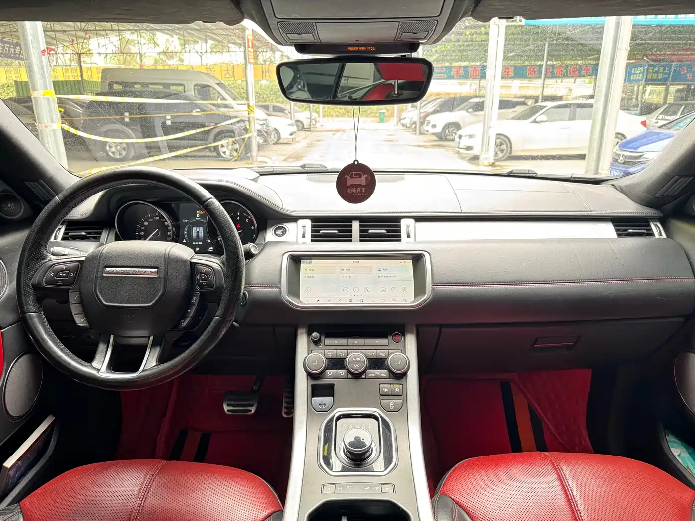 Land Rover Range Rover Evoque (Import) 2017 2.0T Convertible фото 8