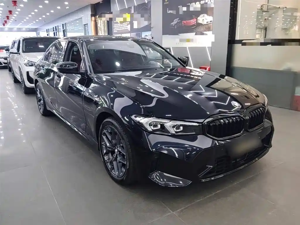 BMW 3 Series 2025 330Li M Sport Night Edition фото 4