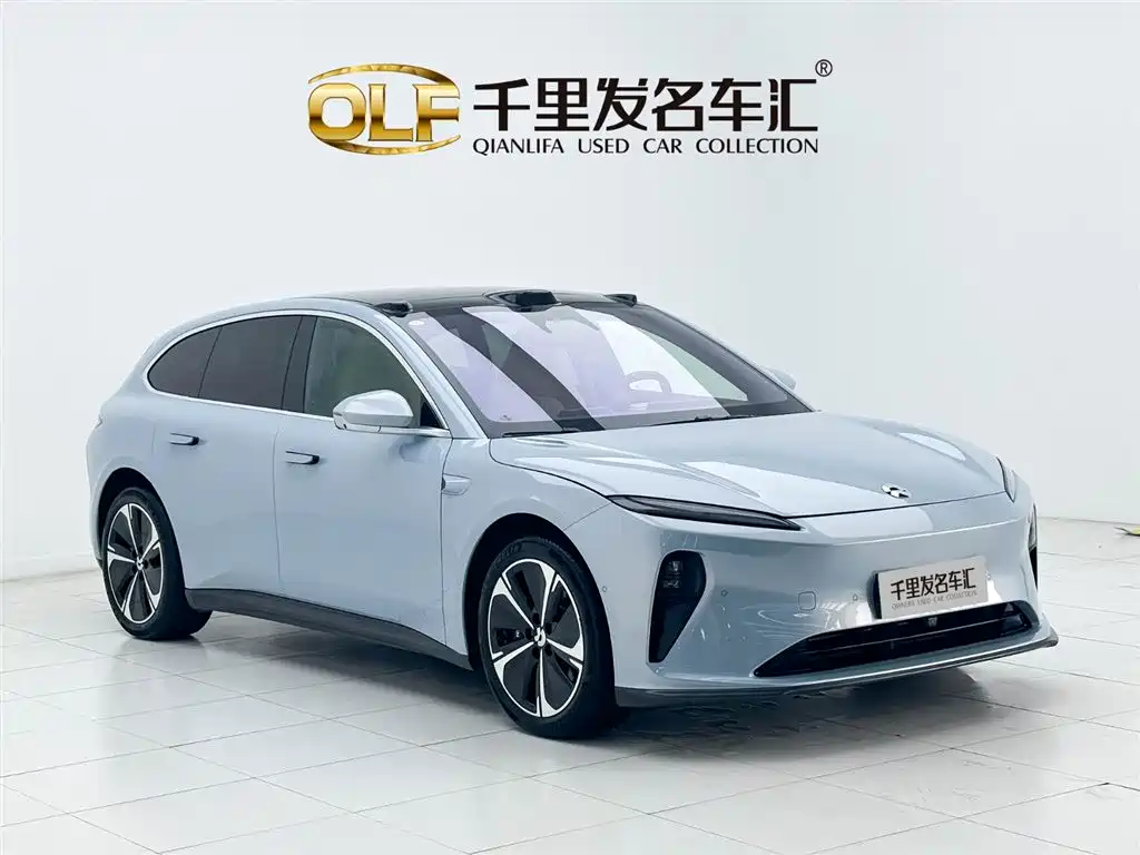 NIO NIO ET5T