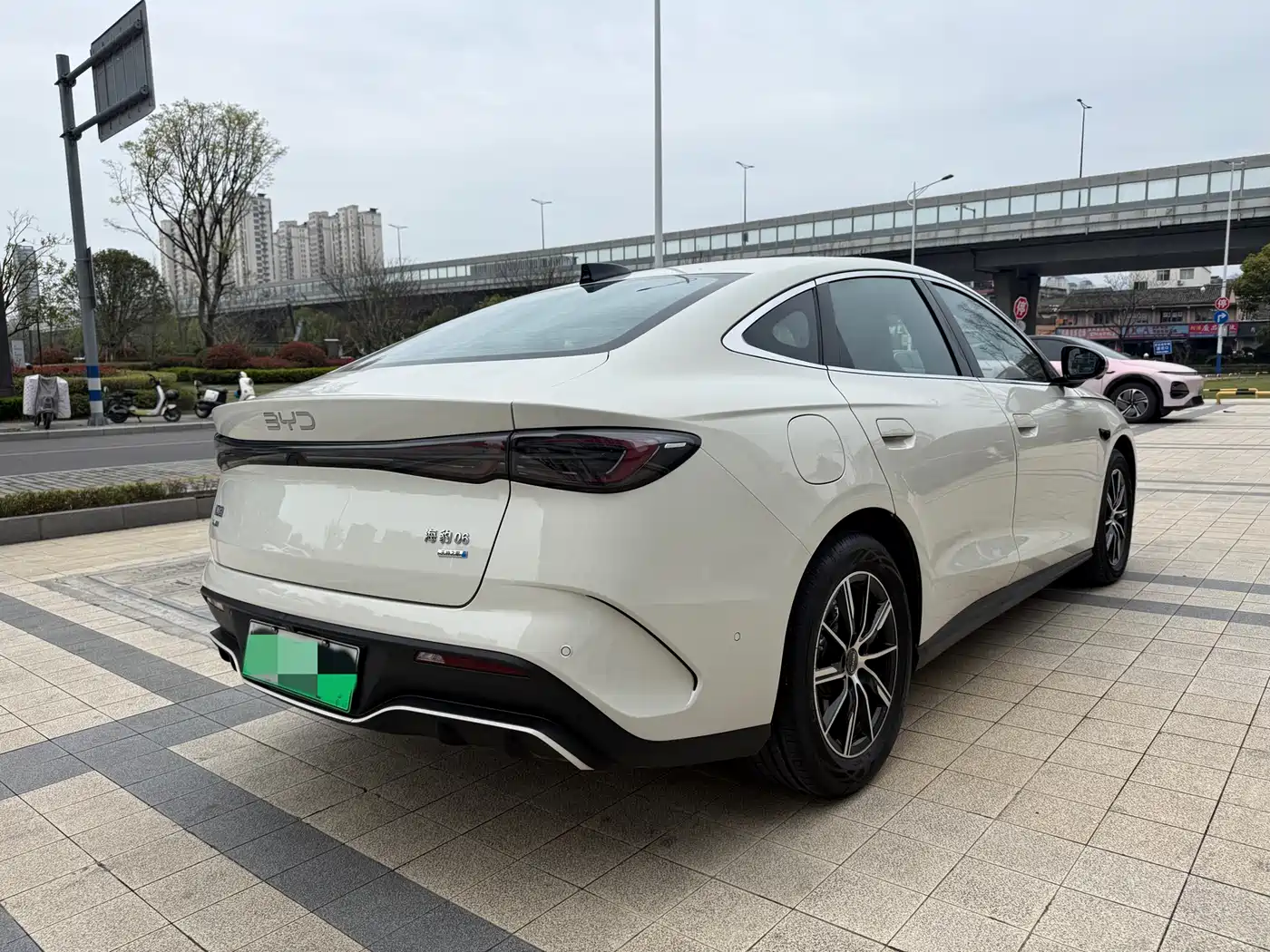 BYD SEAL 06 NEW ENERGY