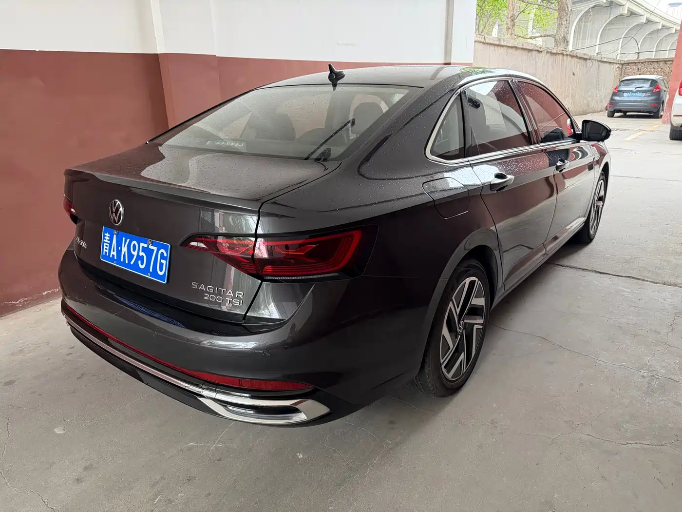 Volkswagen Sagitar 2023 Model Year 200TSI DSG Surpass Edition фото 6