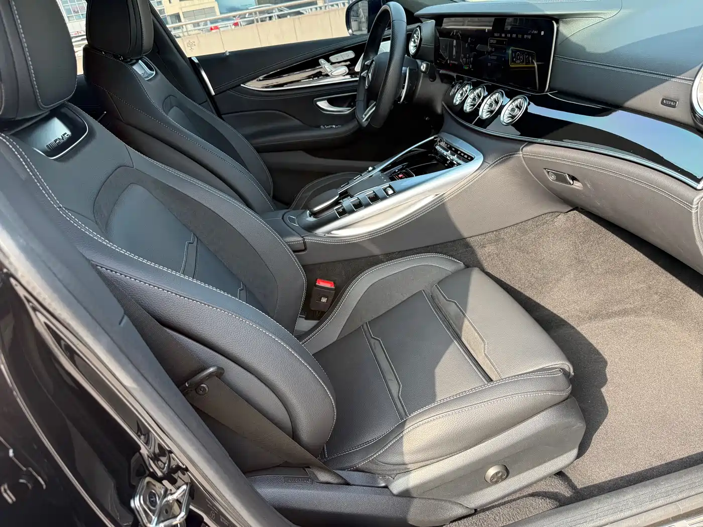 MERCEDES-BENZ AMG GT