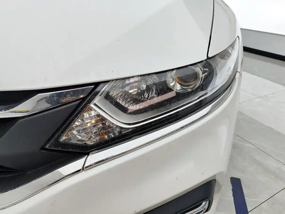 Honda Jade 2018 2017 1.8L Automatic Comfort Edition 5-seater