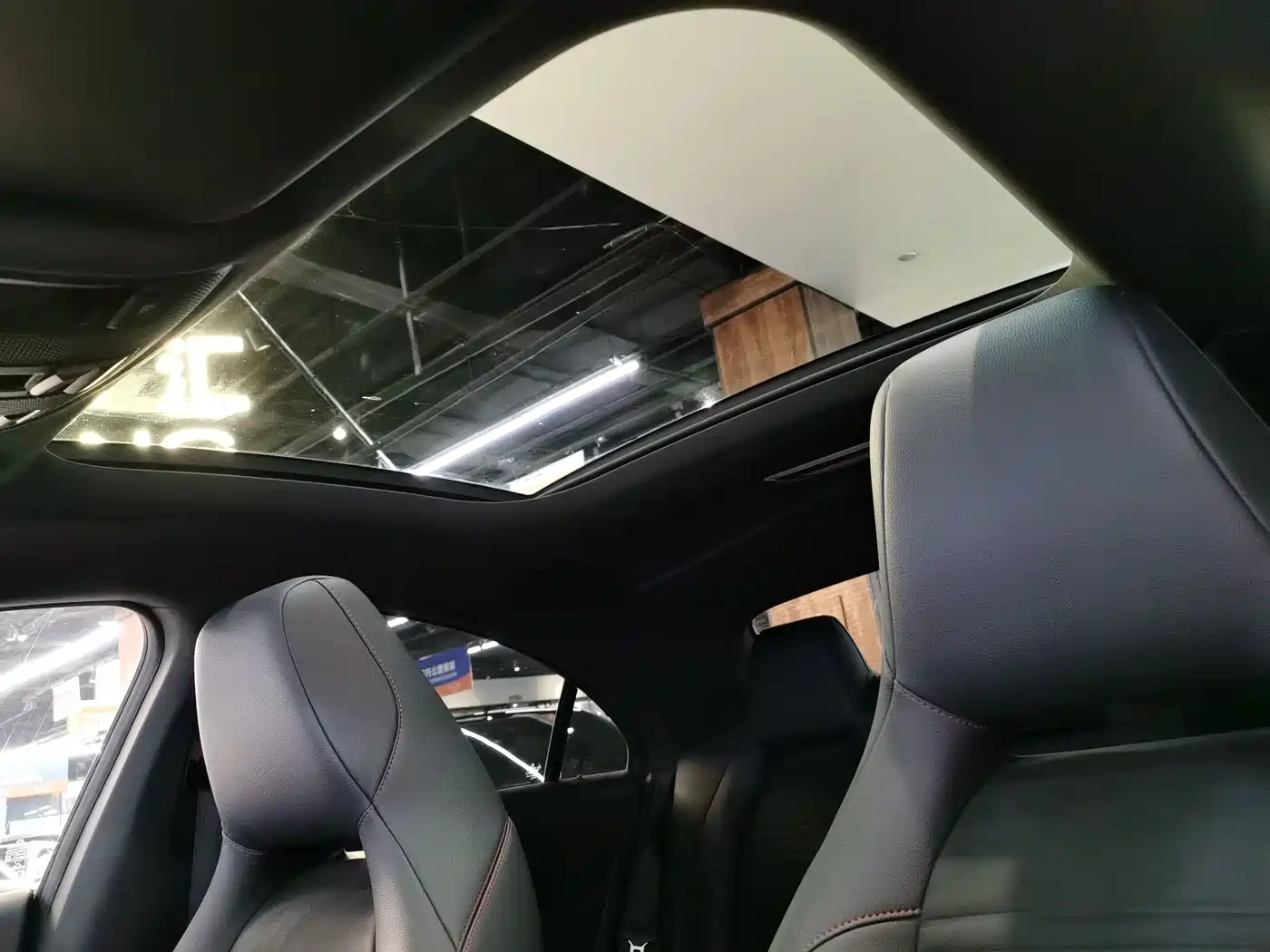 Mercedes-Benz CLA (Import) 2017 CLA 220 4MATIC фото 12