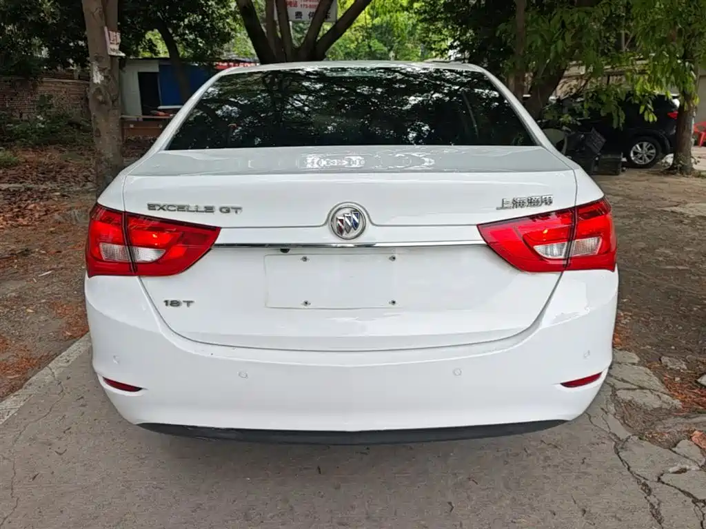 Buick Excelle 2015 18T Dual-Clutch Luxury фото 6