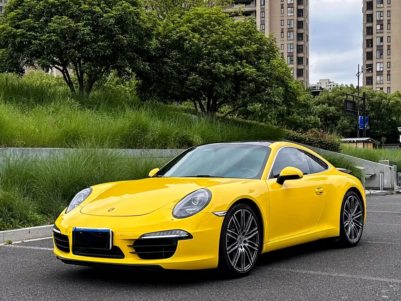 Porsche 911 2012 Carrera S 3.8L