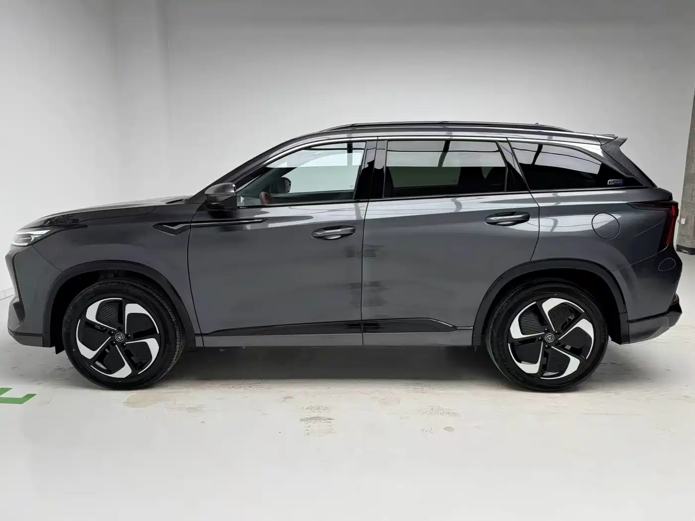 Changan CS75 PLUS iDD 2026 2023 Smart Electric iDD Intelligent Leader Model