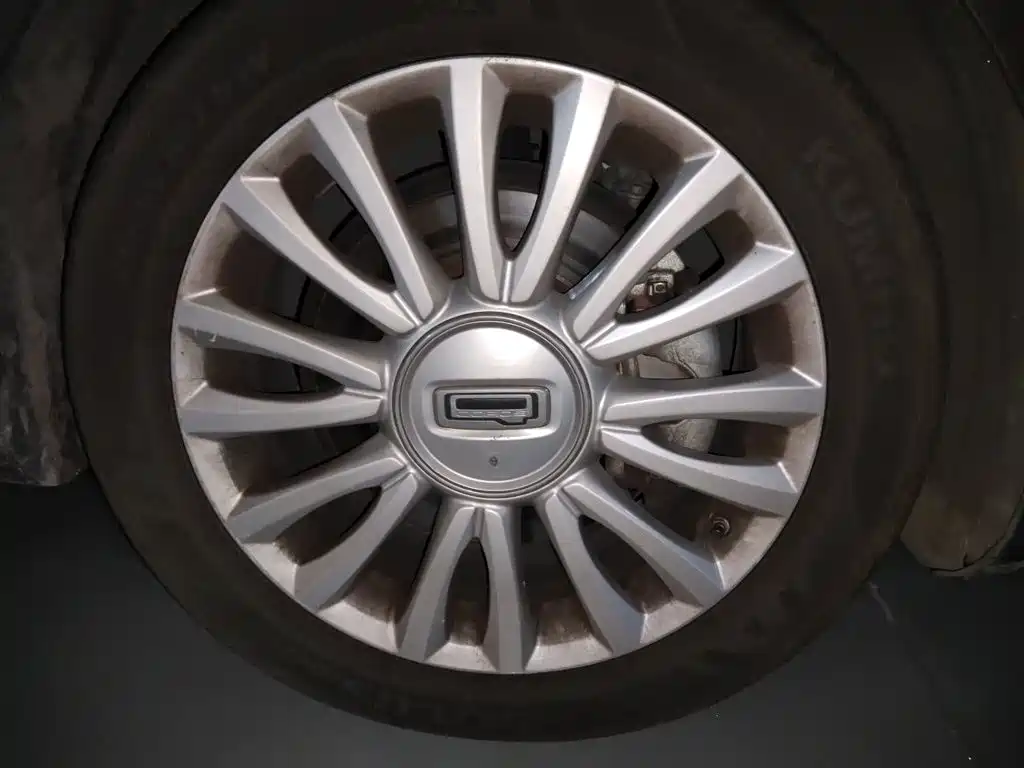 Фото 8 - Qoros 3