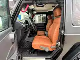 Фото 9 - Jeep Wrangler