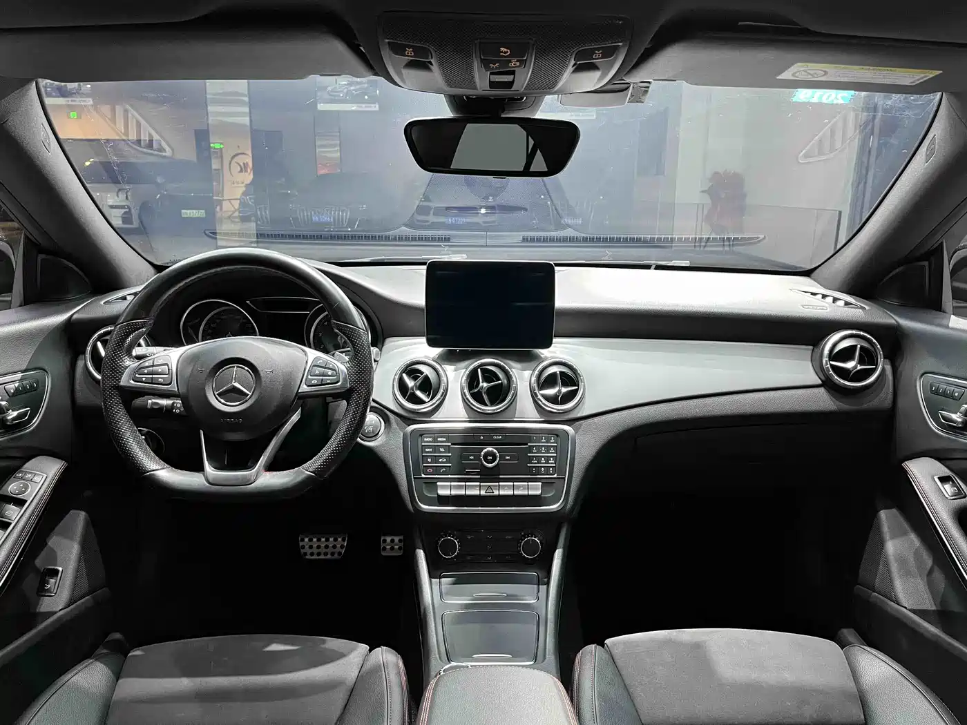 Mercedes-Benz CLA (Import) 2017 CLA 220 4MATIC фото 7