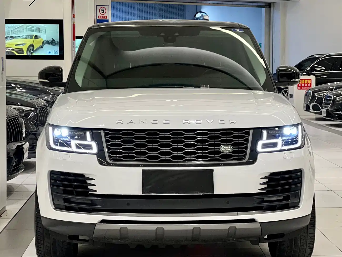 Land Rover Range Rover 2020 3.0 L6 Shengshi Edition фото 2