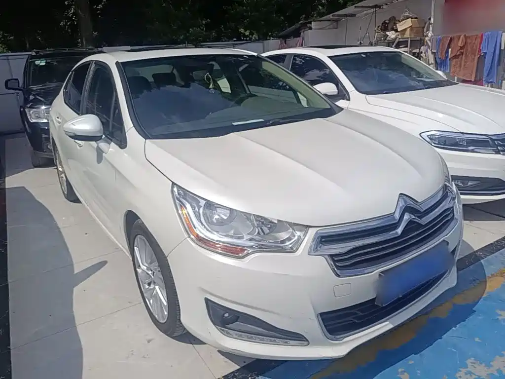 Фото 4 - Citroën C4L