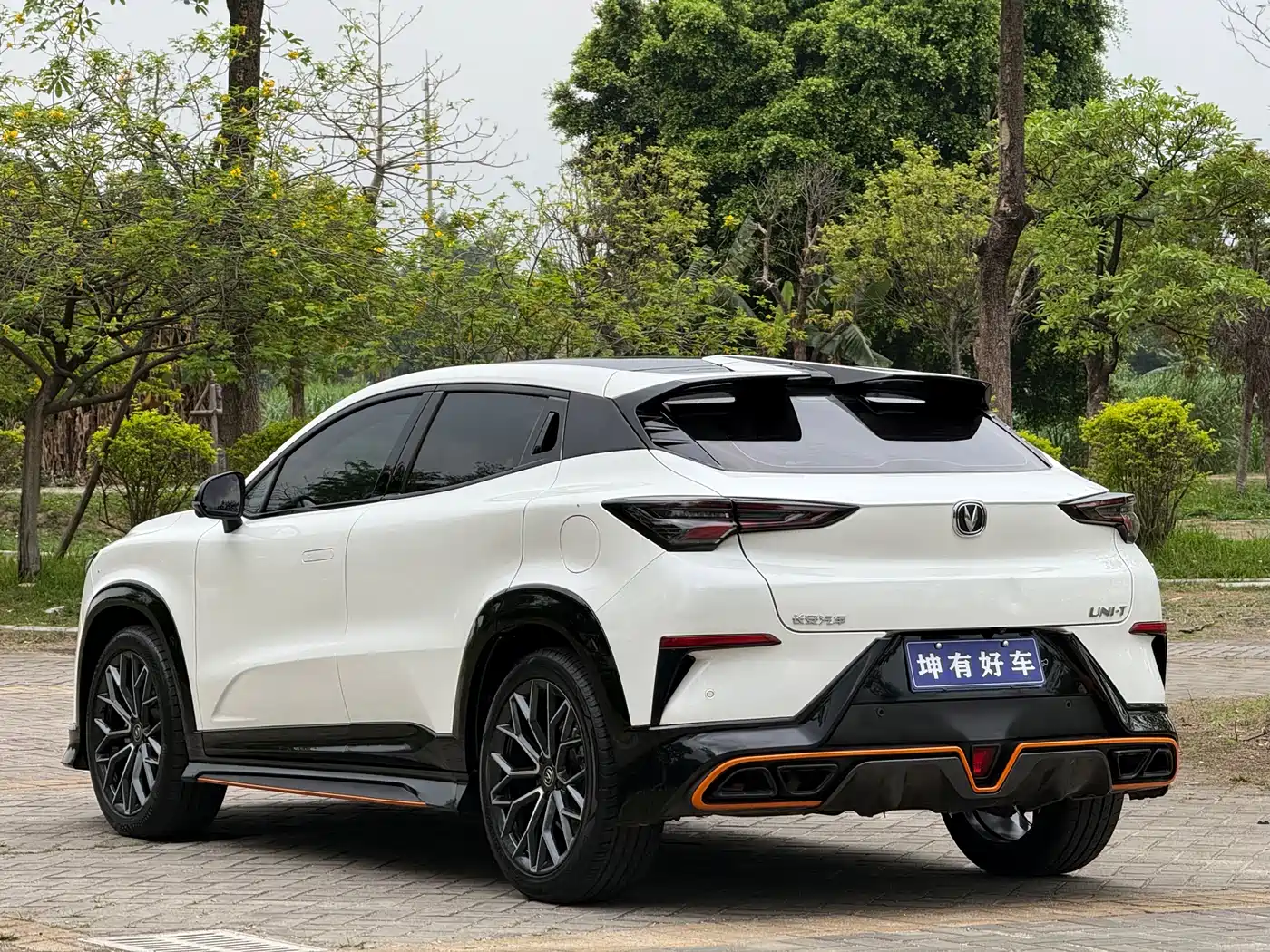 CHANGAN UNI T