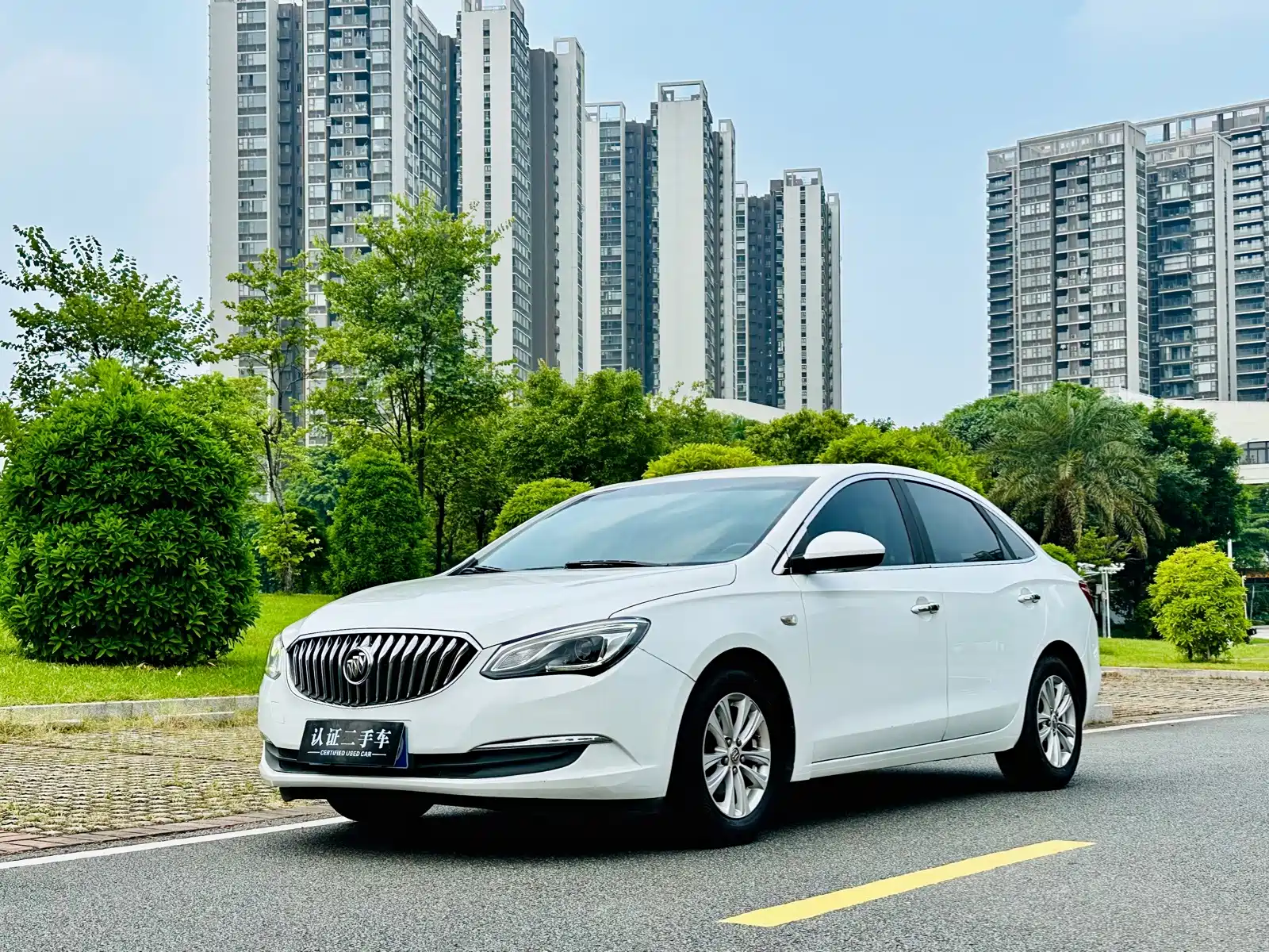 Фото 2 - Buick Excelle