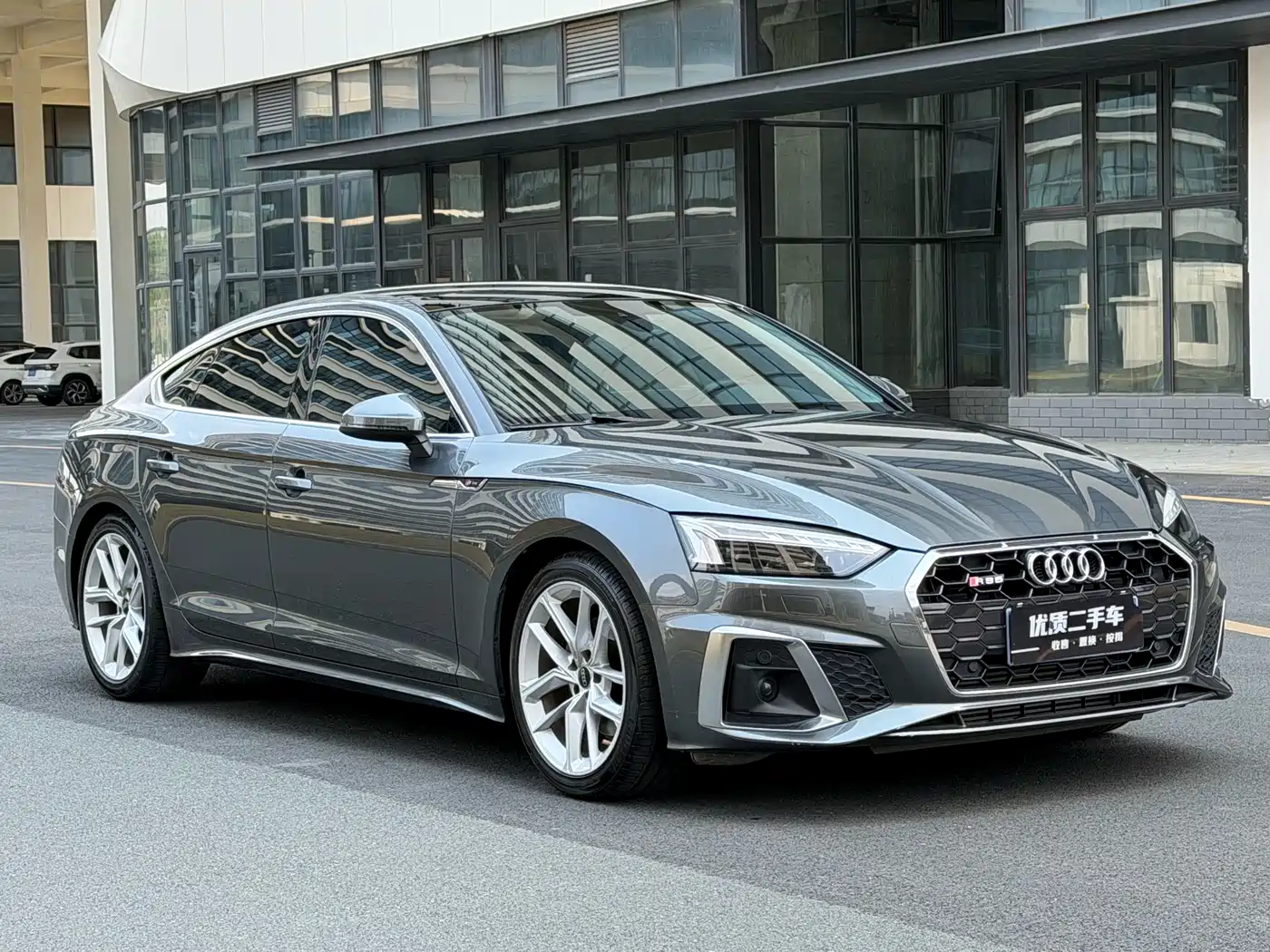 Audi A5 (Import) 2023 Sportback 40 TFSI Fashion Dynamic фото 3