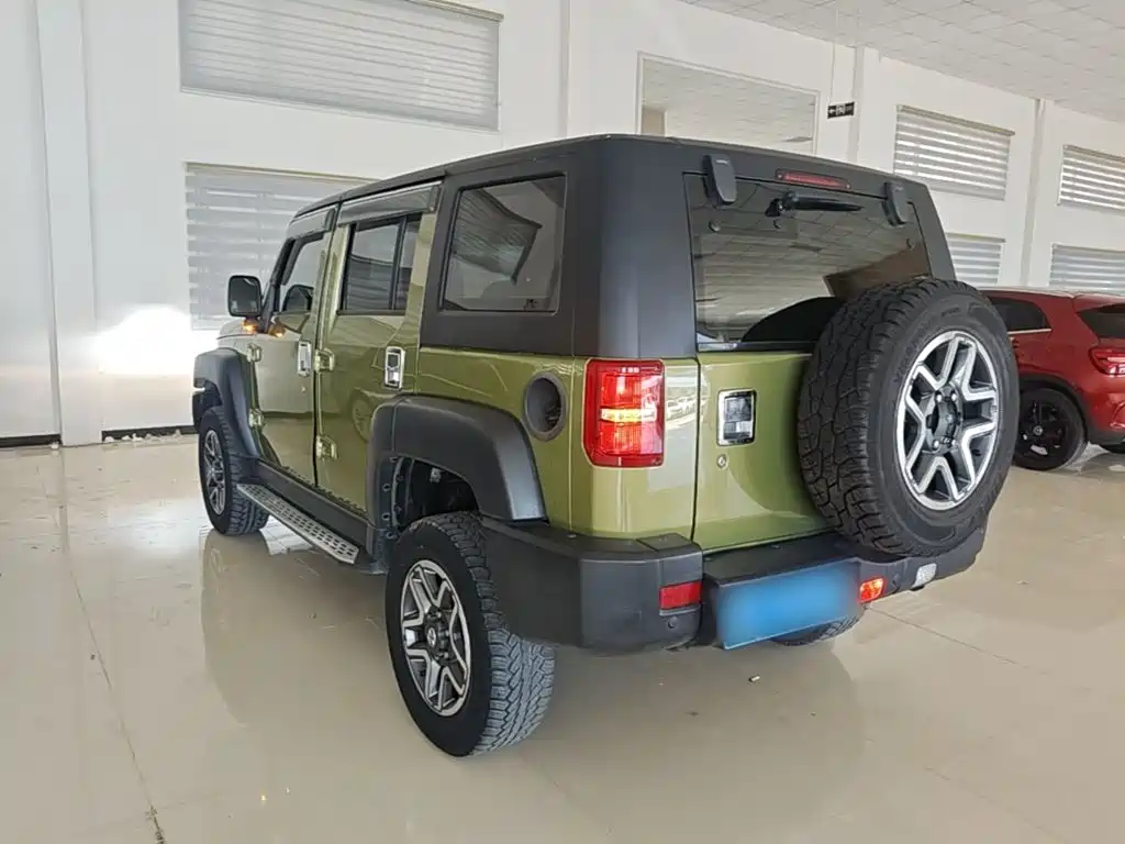 BAIC ORV Beijing Offroad BJ40 2016 2016 Model 40L 2.3T Automatic 4WD Exclusive