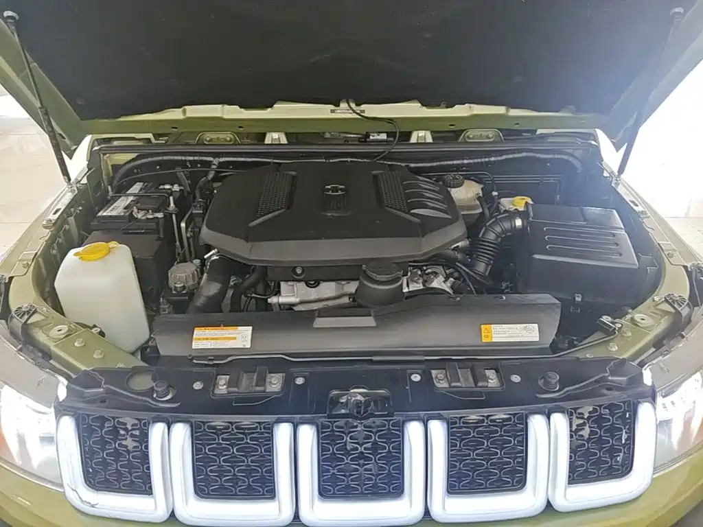 BAIC ORV Beijing Offroad BJ40 2016 2016 Model 40L 2.3T Automatic 4WD Exclusive