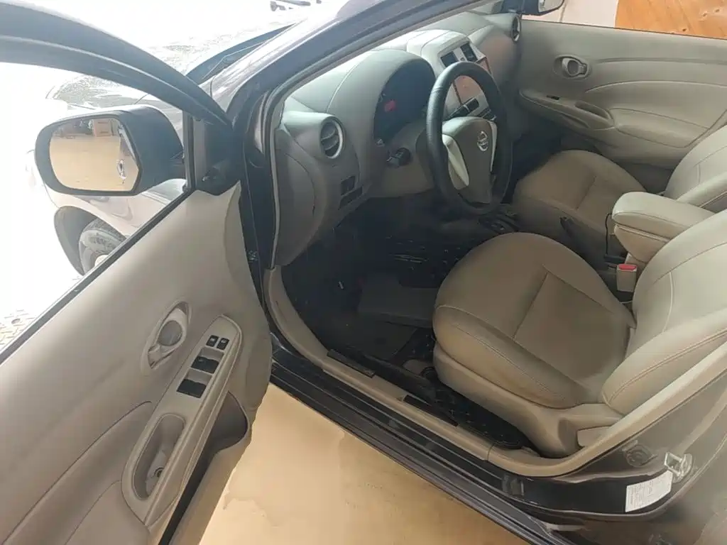 Nissan Sunny 2017 2016 1.5XE CVT Leading Edition