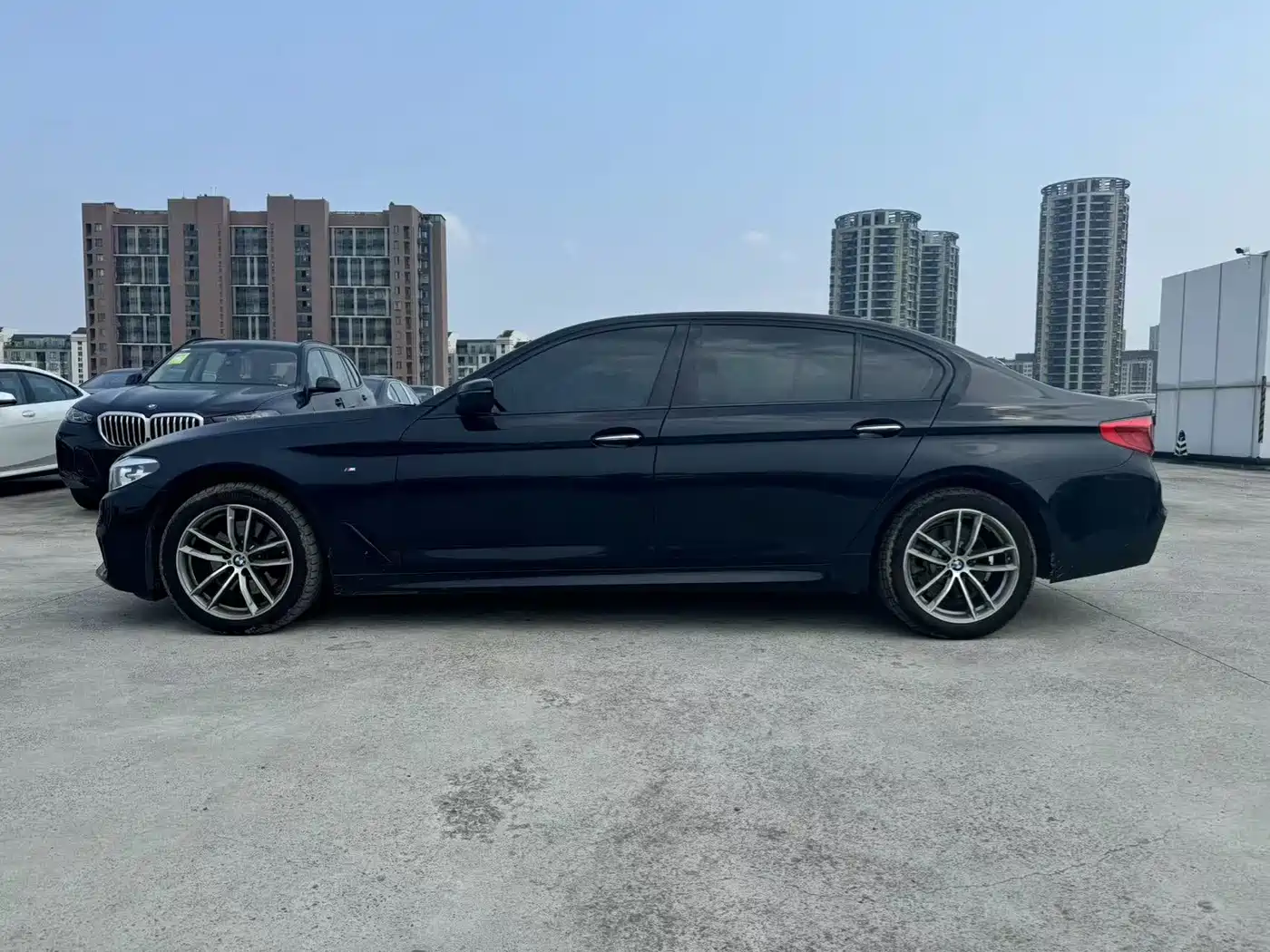 BMW 5 Series 2018 525Li M Sport Package фото 3