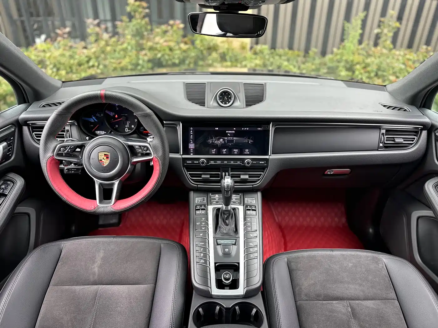 Porsche Macan 2020 Macan 2.0T фото 11
