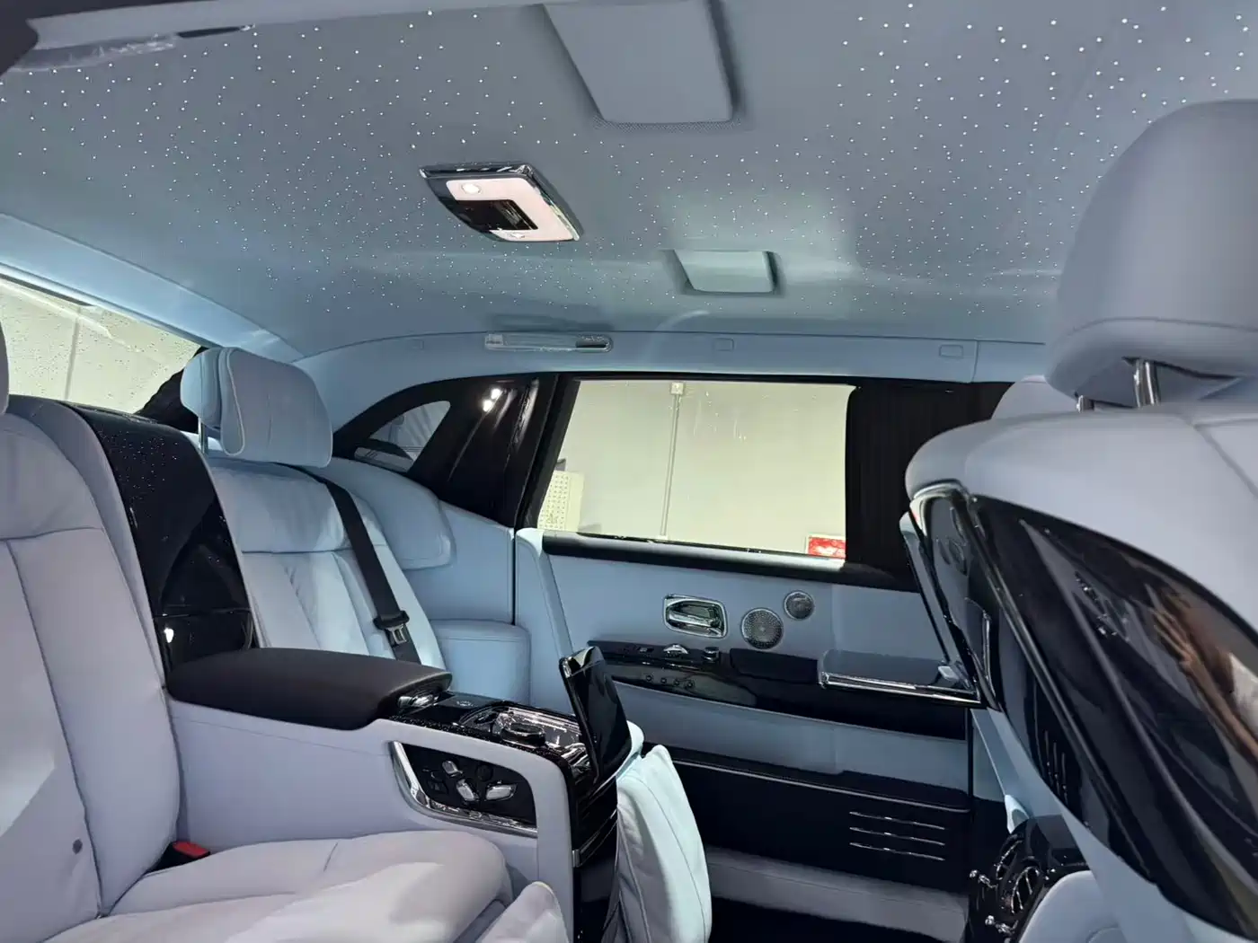 Rolls-Royce Phantom 2024 2024 Long Wheelbase Series II