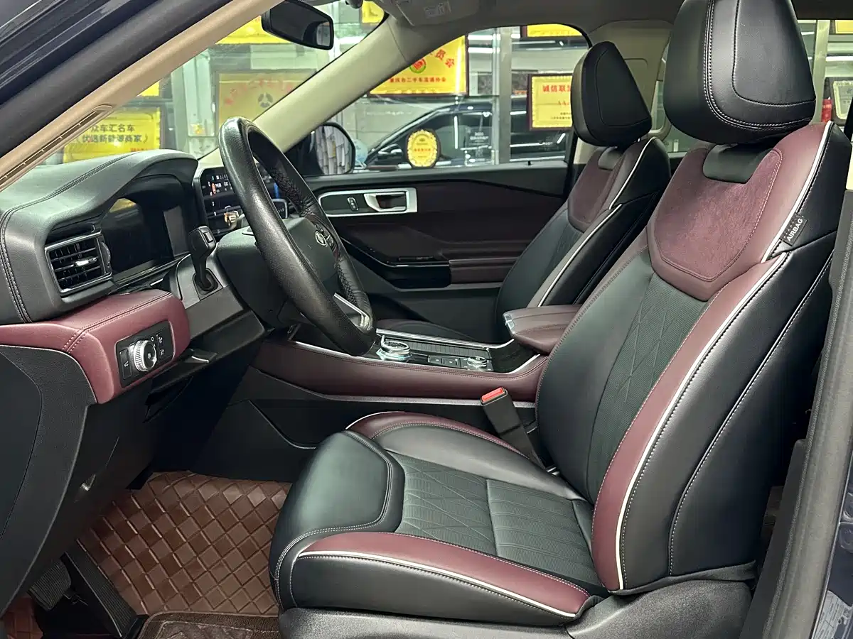 FORD EXPLORER