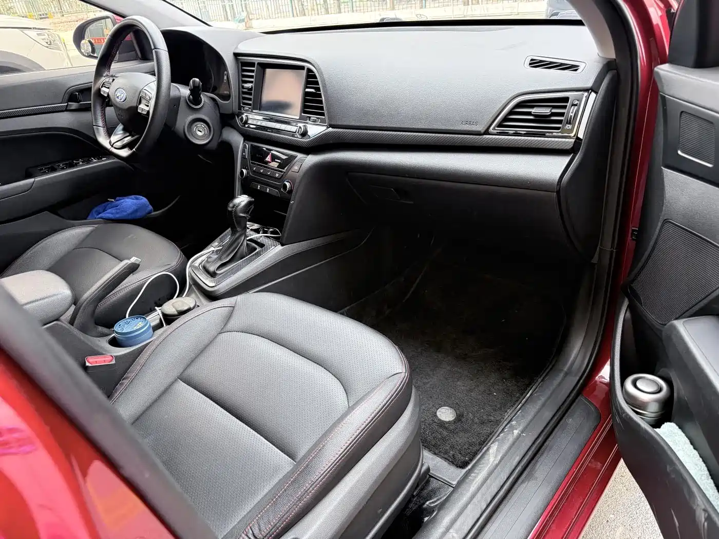 Hyundai Elantra 2016 1.4T DCT Dynamic·Vitality фото 17