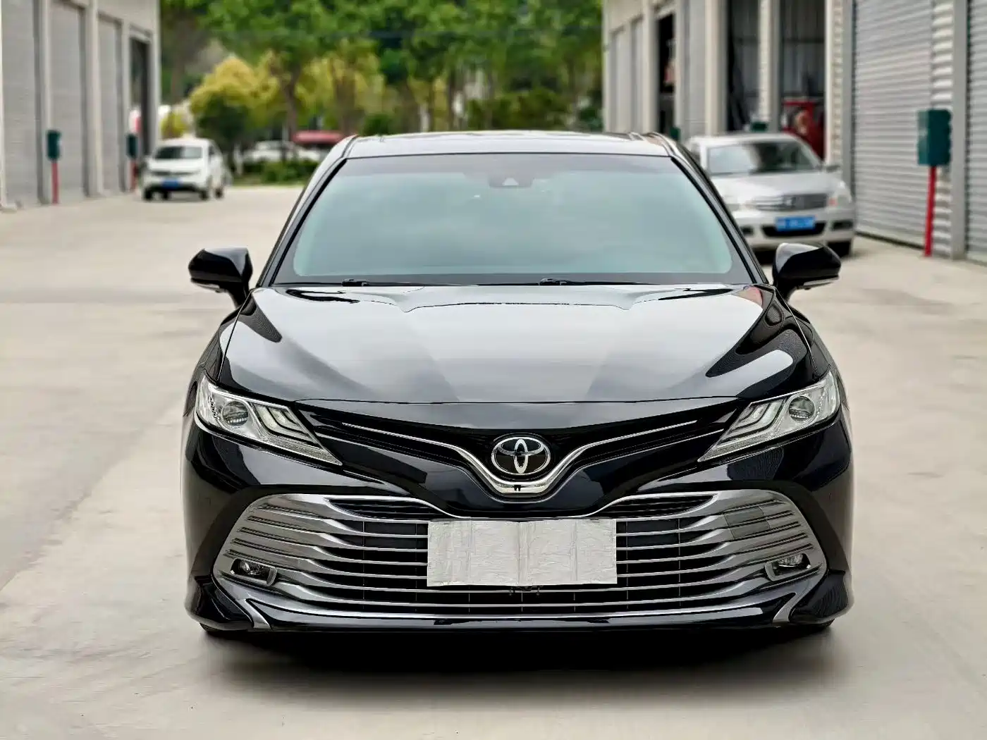 Toyota Camry 2018 2.0G Luxury Edition фото 2