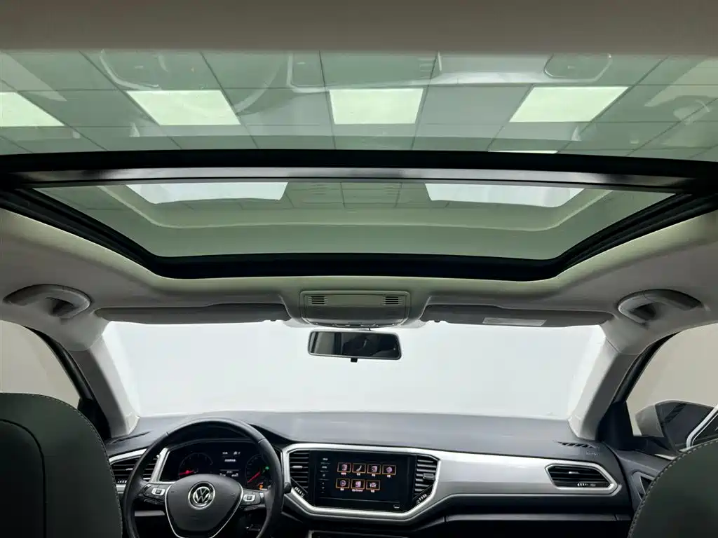 Volkswagen T-ROC 2021 Facelift 280TSI DSG 2WD Elite Smart Connect Edition фото 18