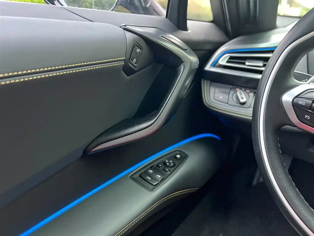 BMW i8 2016 Proton Red Limited Edition фото 21