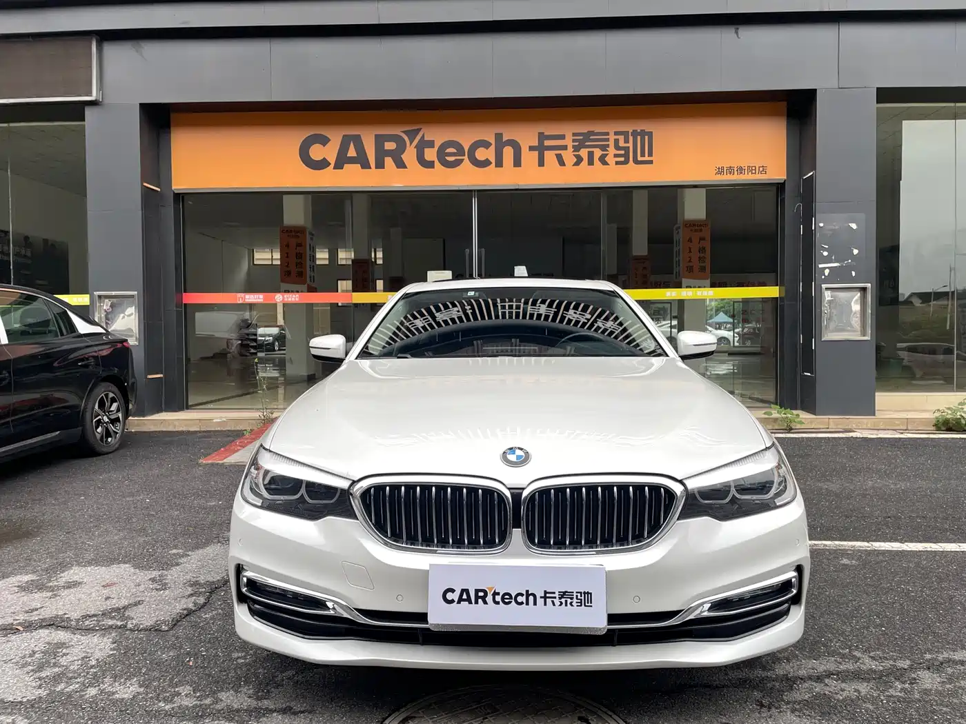BMW 5 Series 2019 525Li Luxury Package