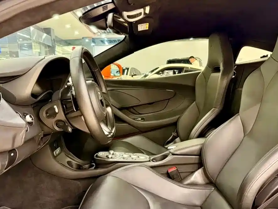 McLaren GT 2023 2022 4.0T Standard