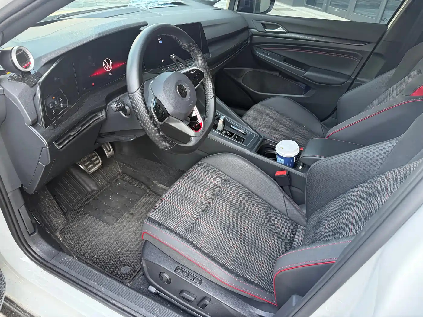 Volkswagen Golf GTI 2021 380TSI DSG GTI фото 4