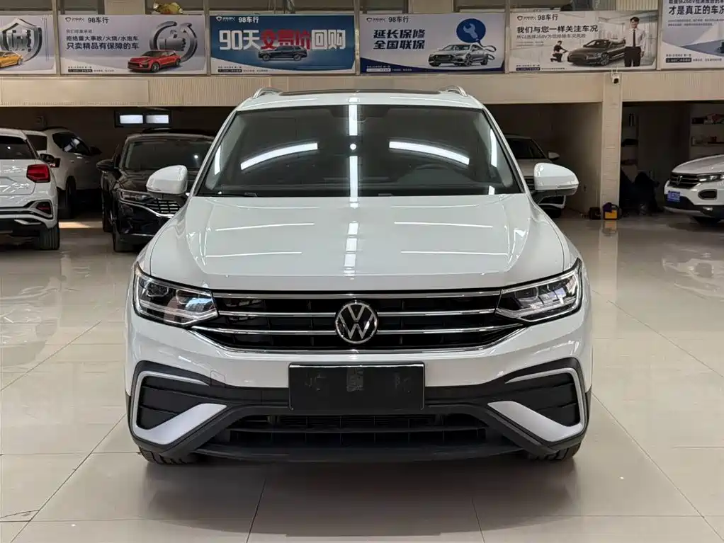 Volkswagen Tiguan L 2023 280TSI 2WD Trend Limited Edition фото 2