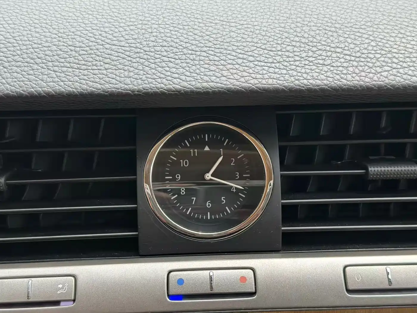 Volkswagen Phaeton 2012 3.0L Elite Custom фото 19