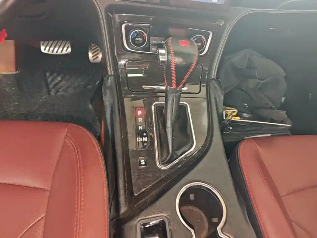 Zotye T600 2016 2016 2.0T DCT Premium