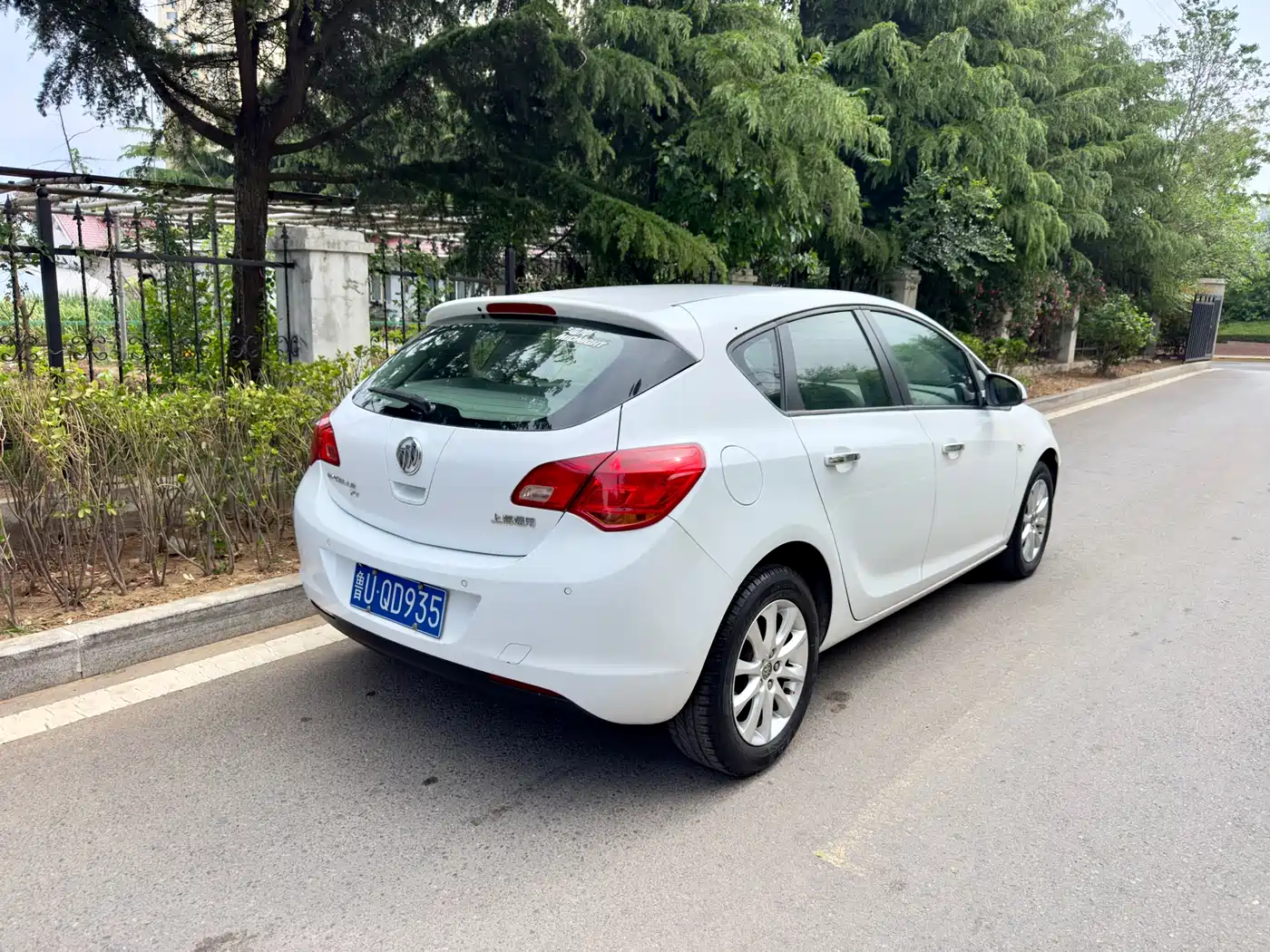 Buick Excelle 2013 Model XT 1.6L Automatic Fashion фото 8