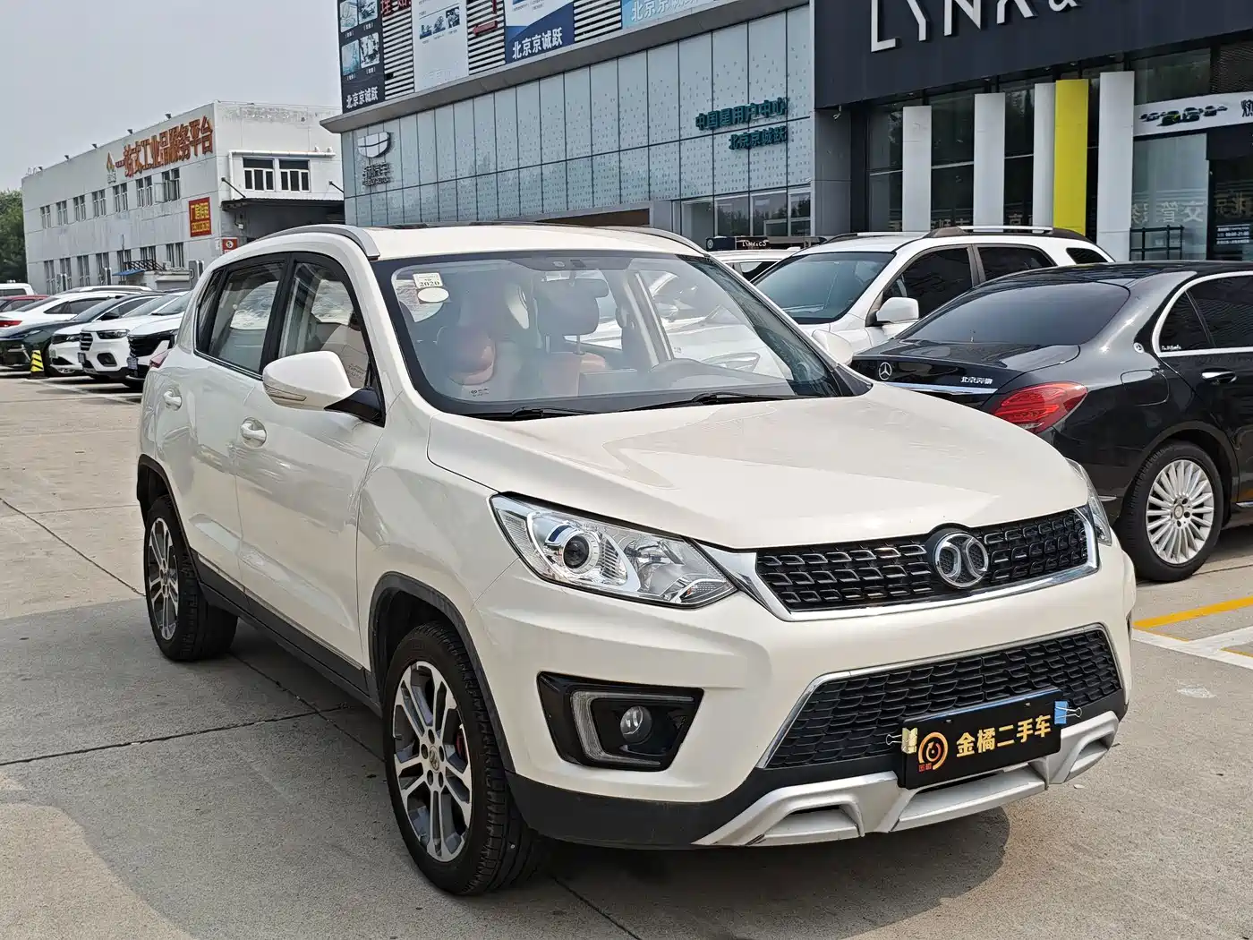 BAIC Senova X35 2018 2016 1.5L Automatic Luxury Edition