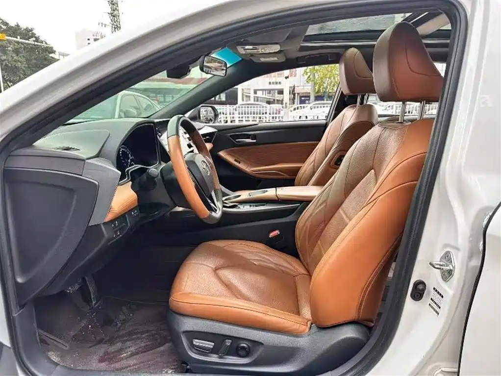 Toyota Avalon 2019 Hybrid 2.5L XLE Premium Edition China VI фото 7